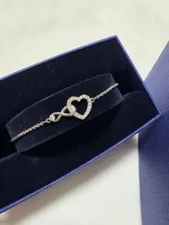 Swarovski ハート無限大ブレスレット