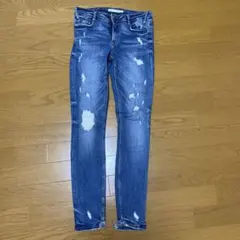 ZARA ザラ　ジーパン　ダメージストレッチデニム