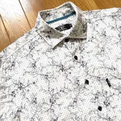 VVP プレイボーイ　メンズ 半袖　LL ボタニカル柄 総柄シャツ ホワイトのサムネイル