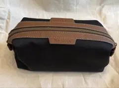 【QANTAS 航空ビジネスクラス】R.M.Williams アメニティポーチ