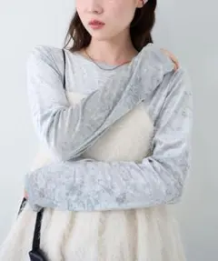 ちょこれーと様専用 カスタネ　スタッズベロアプルオーバー　ブラック