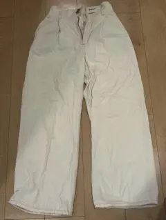 GU 白デニムパンツ　レディース　S