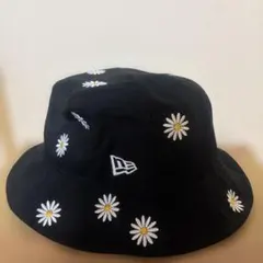 【ぱる様専用】NEW ERA バケットハット ブラック花柄　レディース