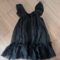 H&M ブラックドレス　フリル付き 120cm