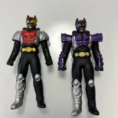 仮面ライダーキバ　ミニはフィギュア　2体