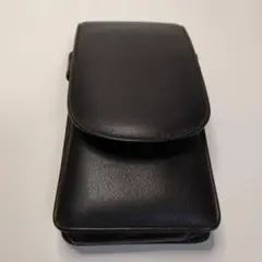 ブランド名　Pelican カラー　ブラック 機能　内部は仕切りが有ります