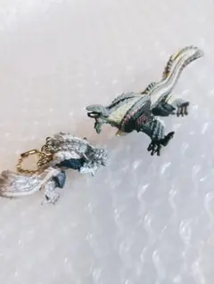 ジンオウガ　フィギュア　モンスターハンター