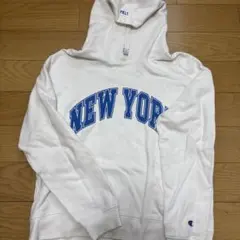 ピンクラテ　Champion フード付きトレーナー　パーカー　160cm キッズ