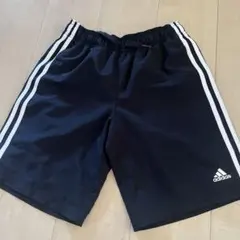 adidas ブラック ハーフパンツ 160