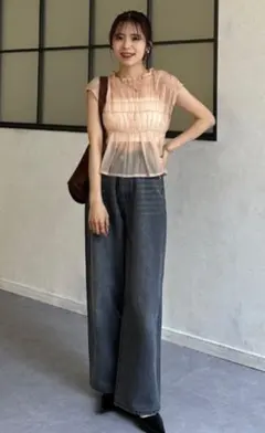 Thevon ゼヴォン シャーリングシアーフレンチブラウスのサムネイル