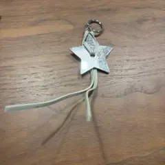 Dior 星型チャーム