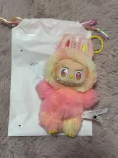 THE MONSTERS Big into Energy ラブブ　LOYALTY