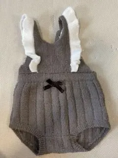 プティマイン　フリル付きのブラウンニットサロペット80