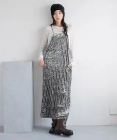 LOWRYS FARM ウネウネベロアワンピース　グレー　キャミワンピ　ベロア