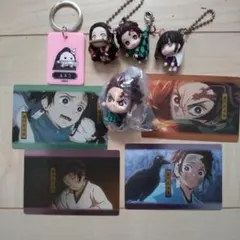 鬼滅の刃　マスコット　キーホルダー　カード