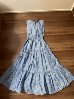 ノースリーブロングワンピース 青と白ストライプ