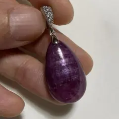 天然石　ルビー　コランダム　ペンダントトップ