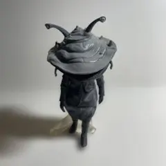 カネゴン　フィギュア　創絶シリーズ　モノクロバージョン　未接着のサムネイル