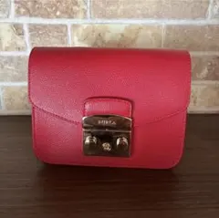 FURLA ショルダーバッグ レッド