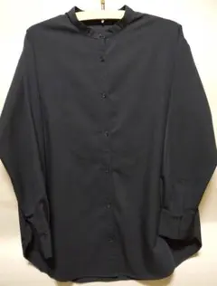 GU ❣️美品❣️ブラック 長袖シャツ L