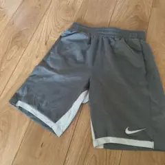 NIKE バスパン　グレー　L①