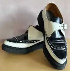 VALENTINO ヴァレンティノ 23AW ロックスタッズクリーパー - メルカリ