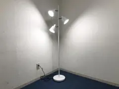 フロアランプ LI-ZU ホワイト LED電球3個おまけ付 NITORIスタンド