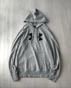 Under Armour グレー フード付きパーカー XL