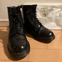 Dr.Martens ブラック 8ホールブーツ