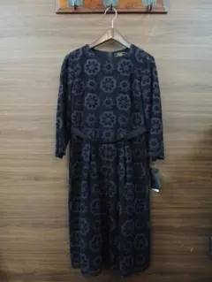 新品 13号 定価91300円 レリアン 日本製 レース刺繍花柄 ワンピース 黒のサムネイル