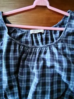 Navy チェック柄 バルーン袖シャツ