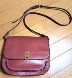 サザビー　本革ショルダーバッグ　赤のサムネイル