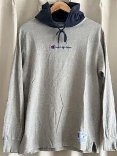 Champion ワンポイント刺繍 フードロンT 袖ロゴ M