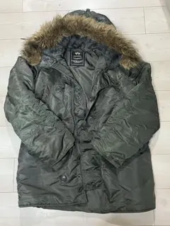 アルファインダストリーN3Bになります。