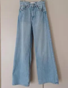 H&M ライトブルー デニムパンツ EUR32のサムネイル