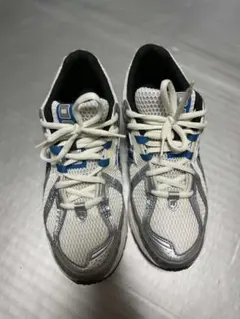 New Balance 1906RD ホワイト シルバー 30cmのサムネイル