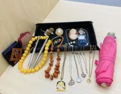 【遺品整理】アクセサリーセット（ネックレス、ブローチ、イヤリング)などおまとめ