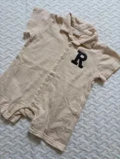 プティマイン　ベージュ刺繍ロンパース 70