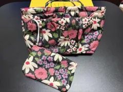 Sybilla シビラ 花柄キルティングポーチ（未使用）のサムネイル