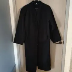 黒のロングコート ノーカラー ウール風
