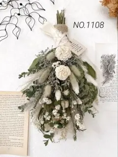 ドライフラワースワッグ❁⃘*.゜ナチュラル❁⃘*.゜ユーカリと白い花たち【34㎝】