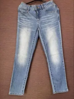 プッチージョ デニムパンツ PM新品タグ付きのサムネイル