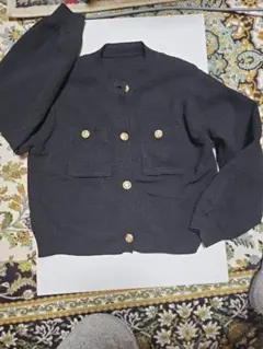 ブラック　 ニットジャケット ボタン付き　スプリングジャケット　鹿子降り