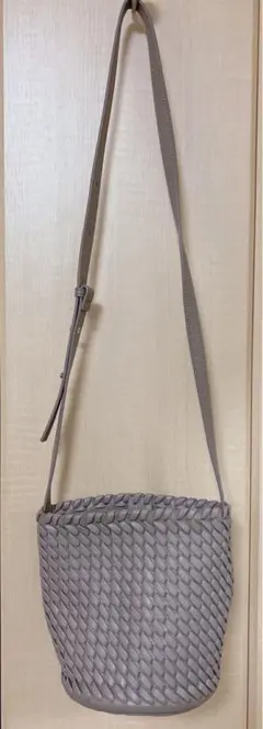 B.C stock メッシュショルダーバッグ