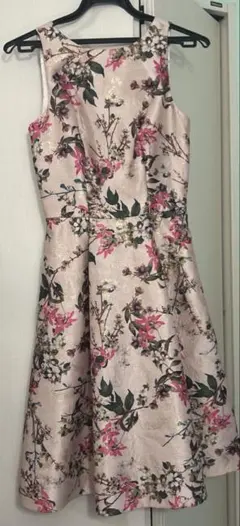 美品✨TED BAKER テッドベイカー フレアスリーブ ワンピース 刺繍 M