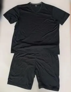 ユニクロ　UNIQLO エアリズムメッシュVネックセット（半袖）