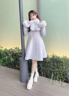 evelyn オリジナルビジューコート アイスグレイ S