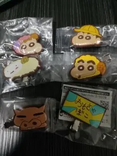 クレヨンしんちゃんカプセルヘアクリップ3 ガチャガチャ 6個 前髪クリップ