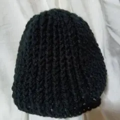 ハンドメイド 手編み ニット帽 ビーニー 黒色