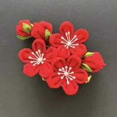 No.613 つまみ細工　髪飾り　ヘアクリップ　梅　成人式　卒業式　七五三